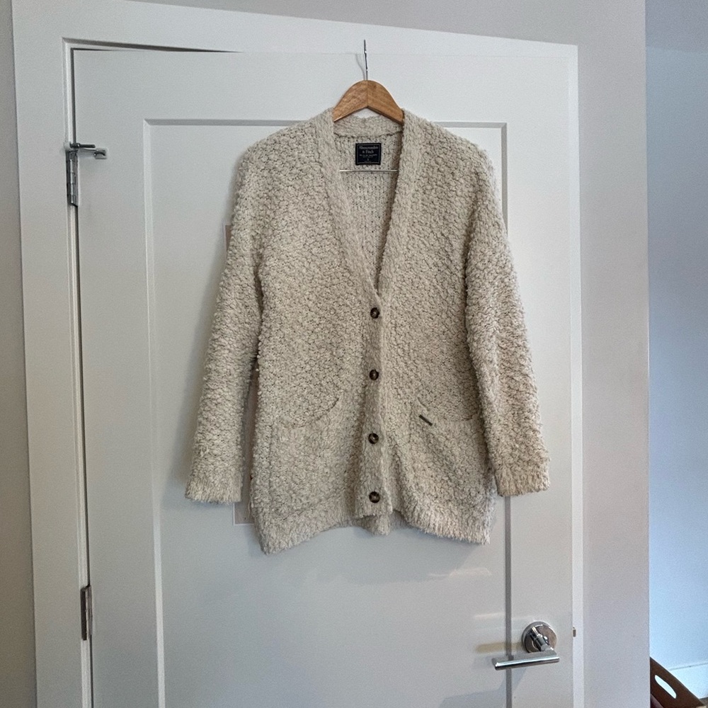 Abercrombie soft cardigan